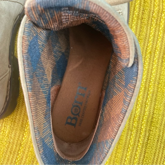 Born | Light Brown Suede Lace-Up Ankle Booties | Banni Taupe - Picture 13 of 15